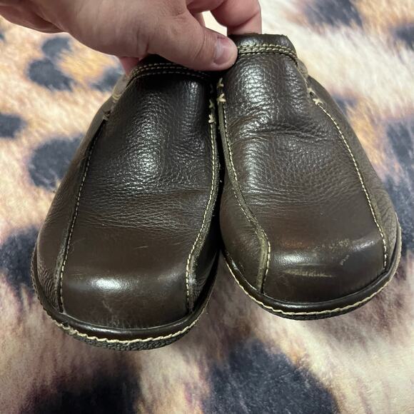 BareTraps Brown Leather Slide On Clogs Women's Size 9 Easy On & Off Slip On - Picture 3 of 9